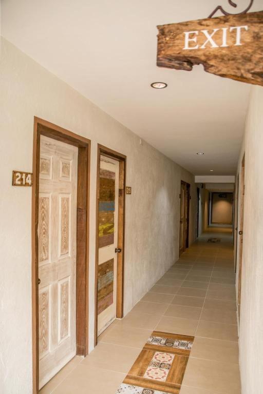 Hotel Avenija Olongapo Bagian luar foto